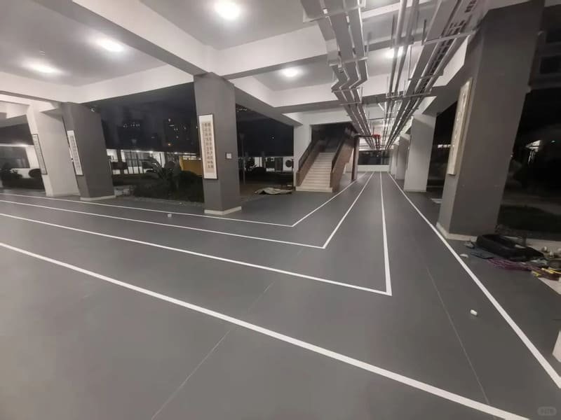 Dye lot and batch color variation in PVC flooring